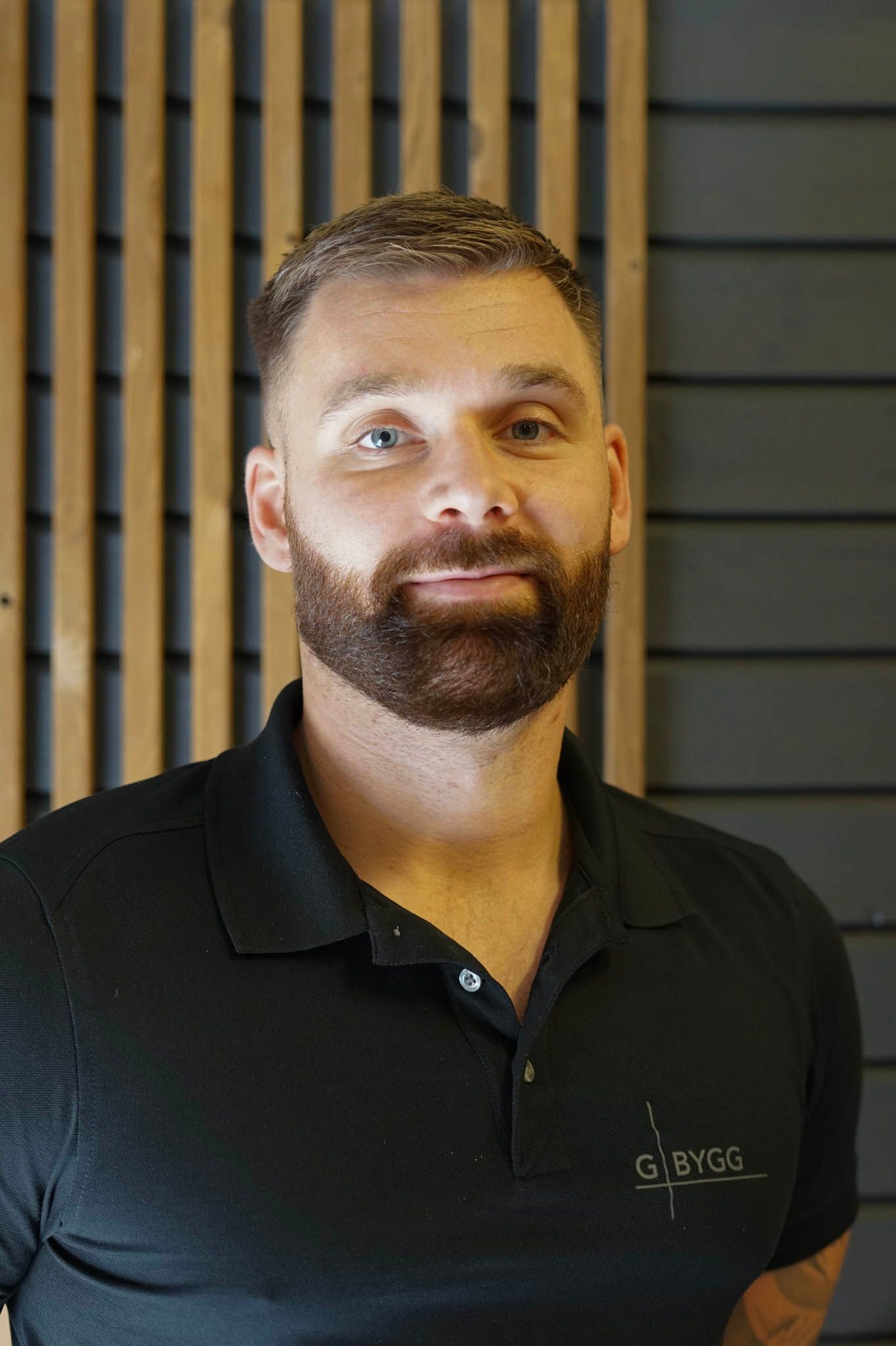 Porträtt av Johannes Begnert, projektledare på G-Bygg